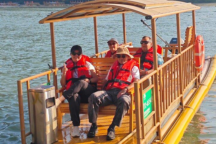 Private day tour :Guilin-LiRiver bamboo boat-Yangshuo Highlights