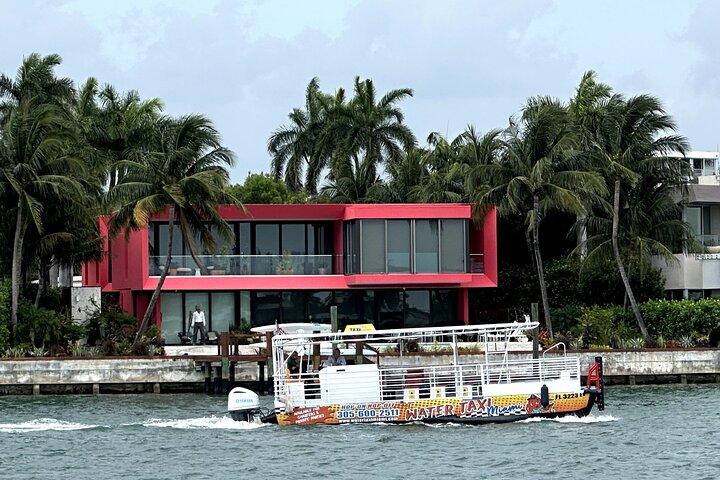 Bayside: Millionaire Homes Sunset boat Stop South Beach