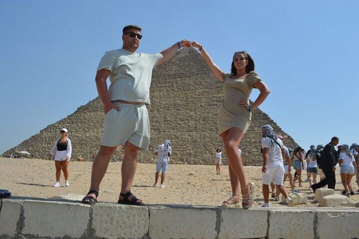 Private Tour: Giza Pyramids, Saqqara, Memphis & Lunch