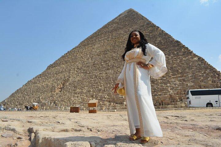 Private Tour: Giza Pyramids, Saqqara, Memphis & Lunch