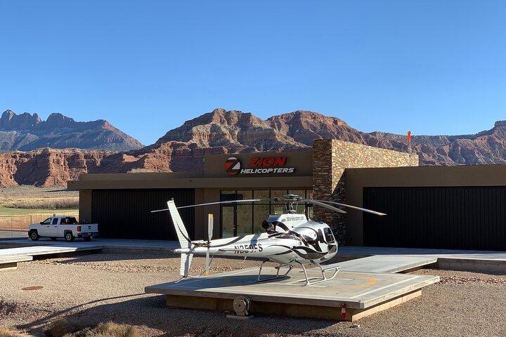 55 Mile - Helicopter Tour Around Zion National Park