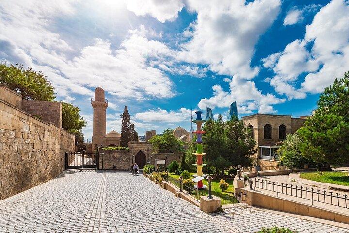 Baku City Tour (4-Hours): Top 30 Historical & Modern Highlights