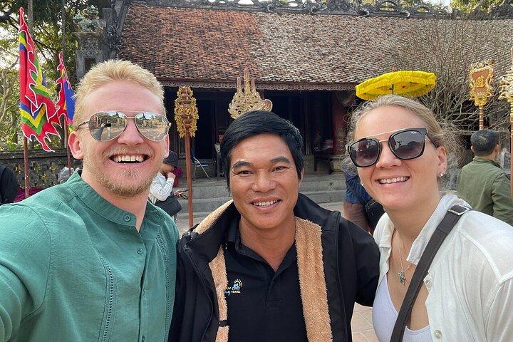 Ninh Binh Day Trip : Mua Cave Tam Coc Hoa Lu Group 9 by Limousine