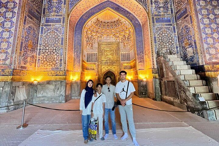 Samarkand Private Guided Tour or walking (options avail)