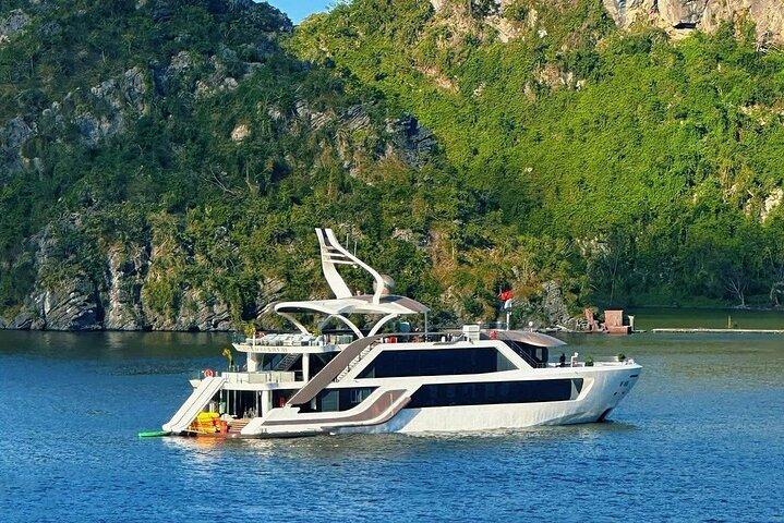 Most Luxurious & 5 Star Cat Ba - Lan Ha Bay Day Cruise from Hanoi