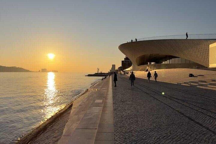 Sail away in Lisbon - Private Boat Tour with lunch