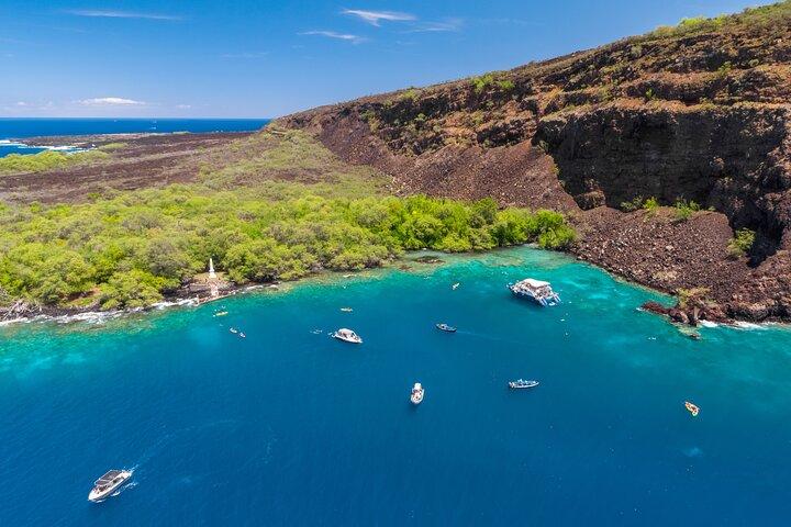 Captain Cook Snorkel Tour in The Pristine Water at Kealakekua Bay