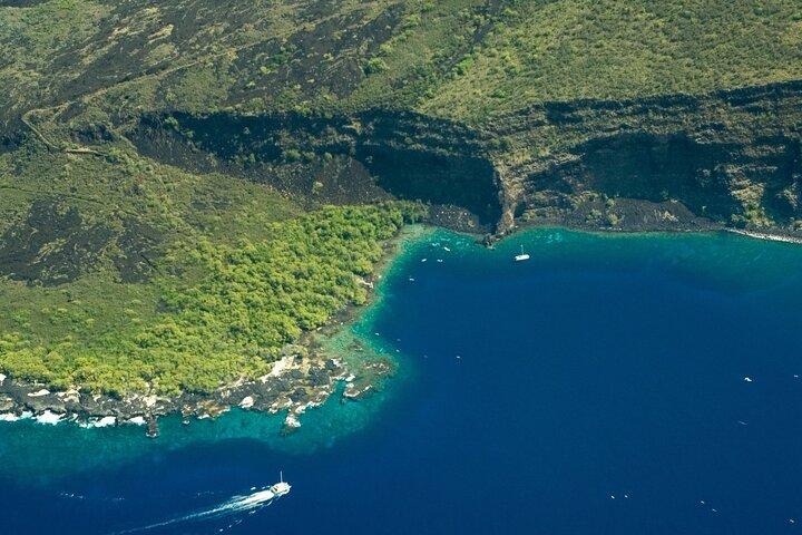 Captain Cook Snorkel Tour in The Pristine Water at Kealakekua Bay
