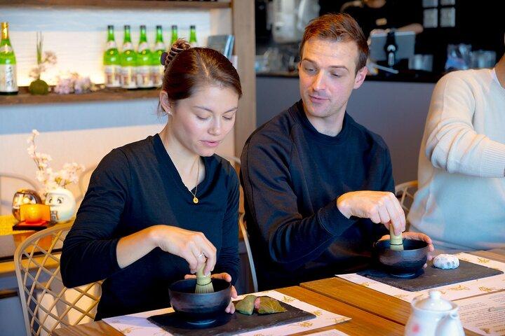 Matcha Making Class in Tokyo with Authentic Japanese Sweets Set