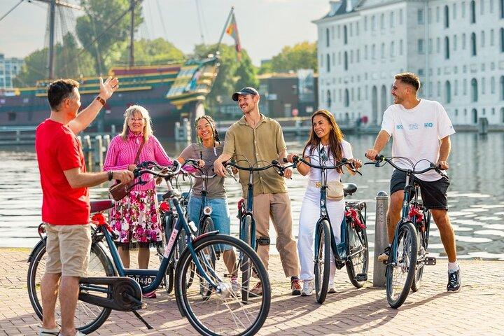 Amsterdam City Bike Tour Highlights with Local Guide