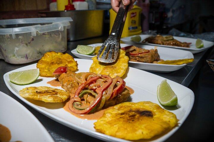 Street Food Tour Panama City (25+ tastings) By Paradox Experience