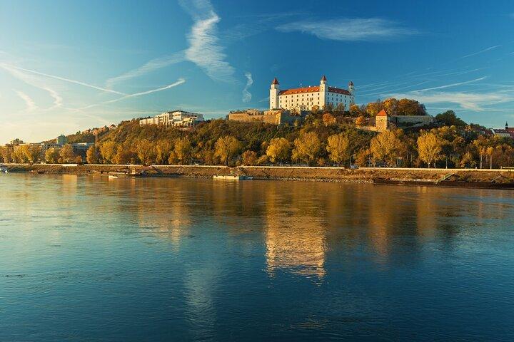Bratislava and Budapest Small-Group Day Trip from Vienna