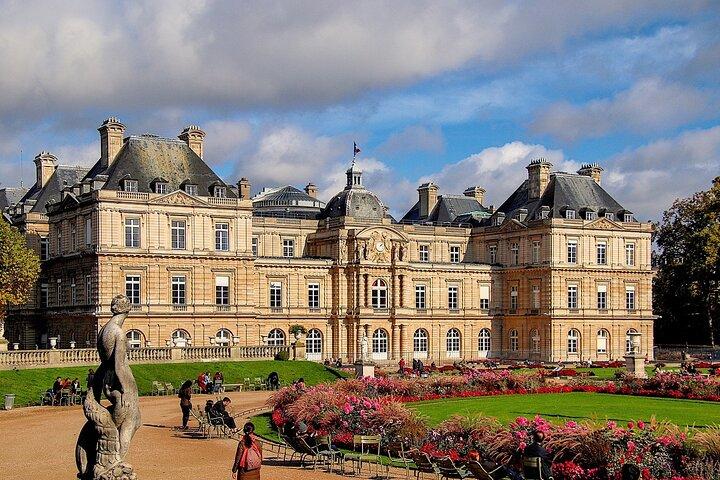 Latin Quarter Guided Tour with Panthéon Entry