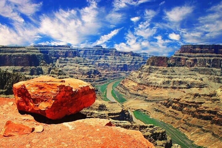 Small Group Grand Canyon West and 7 Magic Mountains Day Tour