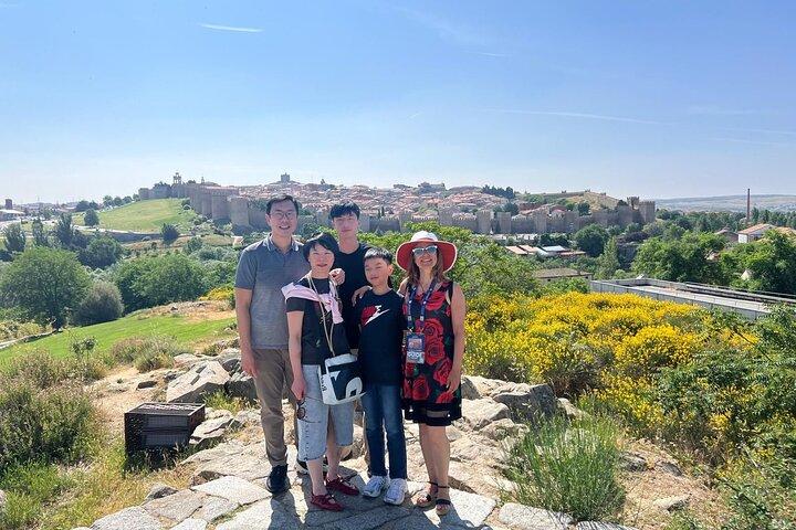 Segovia and Avila Private Tour with Lunch and Hotel Pick up from Madrid