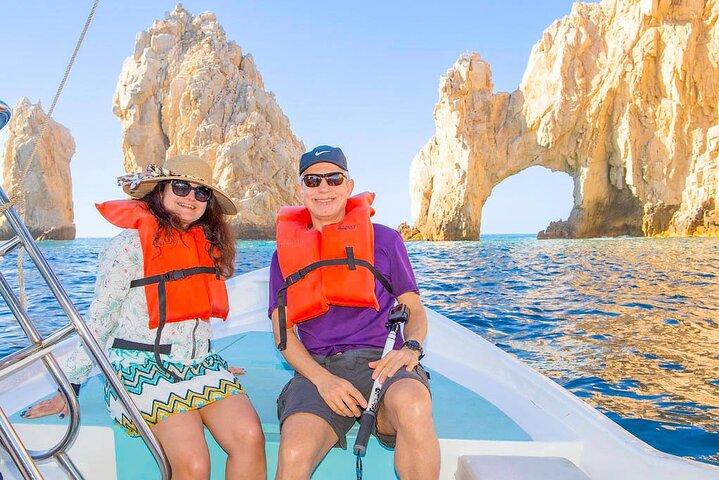 Cabo San Lucas city tour and amazing sea adventure to Lands End!