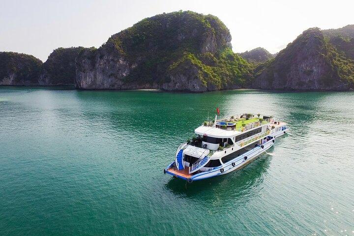 La Casta Cruise - Halong Bay Luxury Day Tour from Hanoi