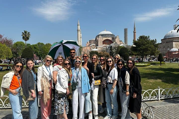 Istanbul Small-Group Old City Tour/Hagia Sophia Tickets Included