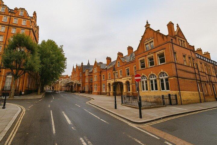 London Beatles Legacy Self-Guided Walking Tour with an APP
