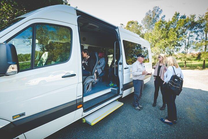 Blue Mountains Day Tour With Bushwalks, Waterfalls & Featherdale