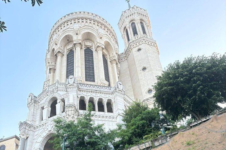 Explore Lyon via Running Walking