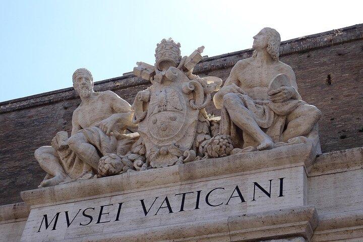 Vatican Museums & Sistine Chapel Timed Entry Ticket with Host