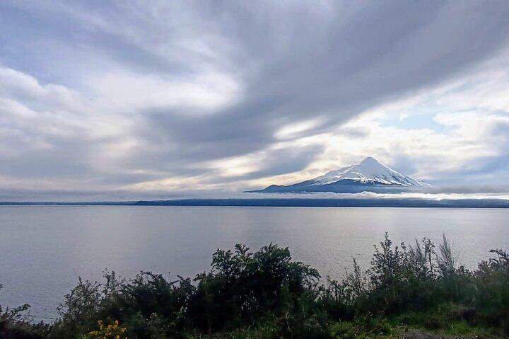 Puerto Montt to Puerto Varas English private Guided Transfer