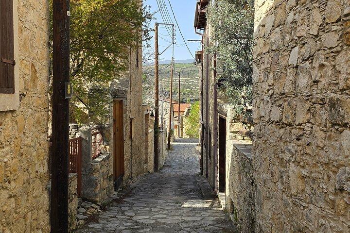 PRIVATE TOUR | Troodos: Waterfall, Villages & Cypriot Lunch