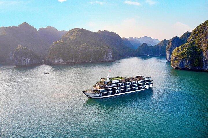 Rita Cruise – Luxury 5-Star 2D1N Halong Bay & Lan Ha Bay Tour