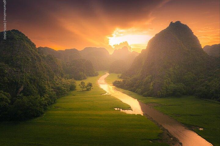 Ninh Binh Day Tour Hoa Lu,Bai Dinh Trang An,Tam Coc, Mua Cave