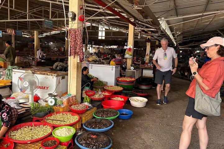 Full-Day Mai Chau Valley Tour from Hanoi with Cycling, Culture