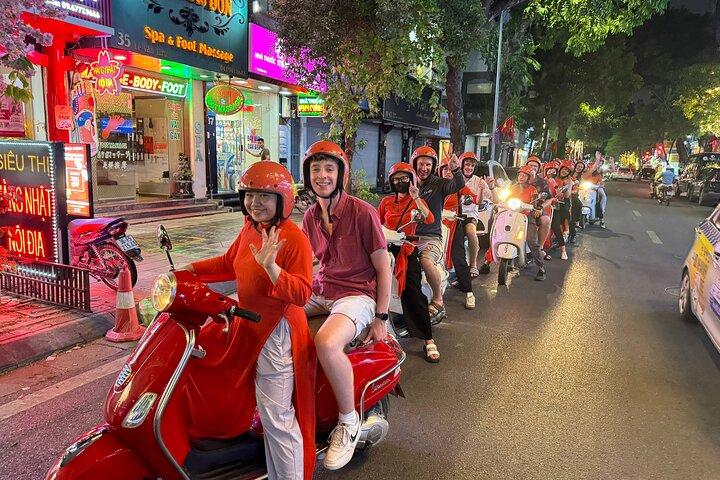 Female Riders Vespa Night Street Food + Train Street food 4 Hours