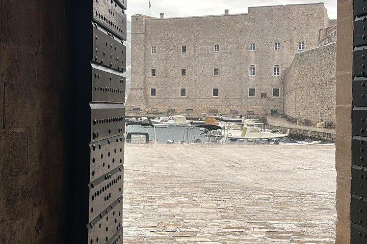 Private Walking Tour Through Dubrovnik