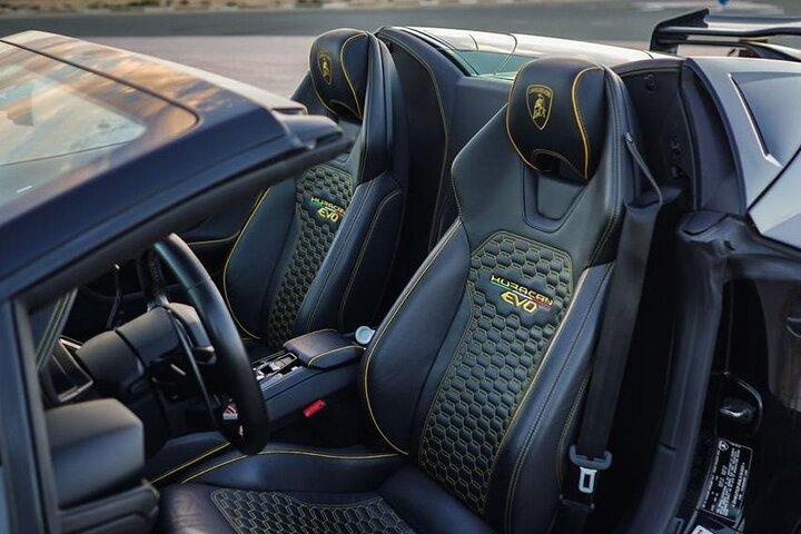 Private Car Rental in Dubai