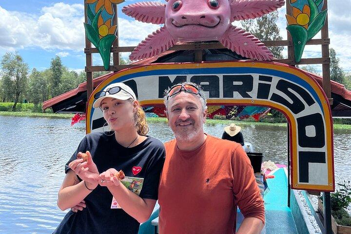 Xochimilco Tour to the Island of the Dolls