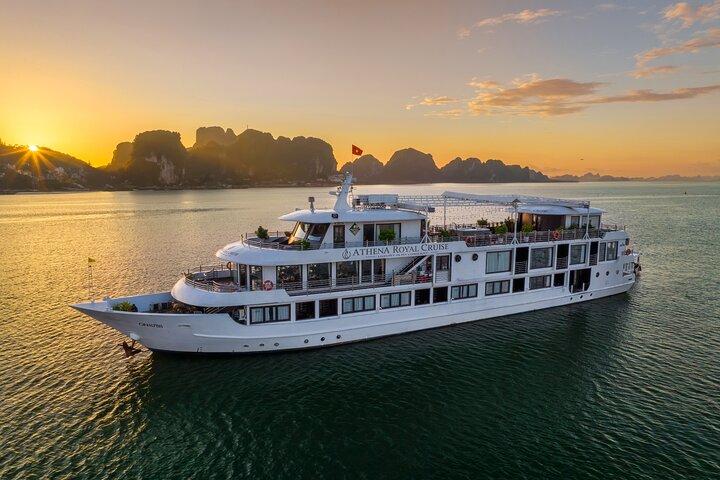 Halong Bay Overnight Cruise 2D1N from Hanoi – Premium Luxury Tour