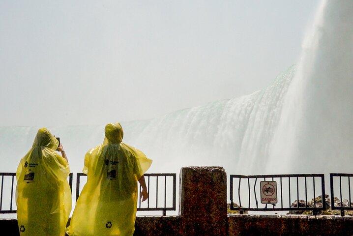 Niagara Falls Canada Tour from USA: Journey, Boat Cruise & Tower