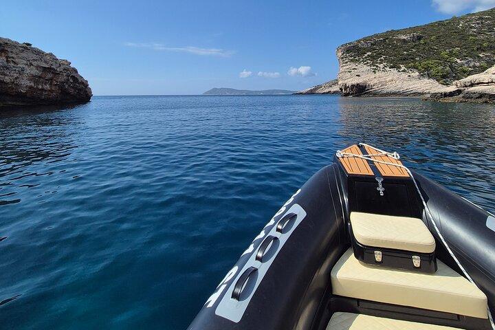 Private boat tour Blue Lagoon and 3 Islands from Trogir or Split