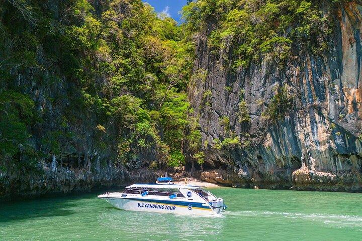 James Bond Island by Speedboat and Canoe at Hong Island