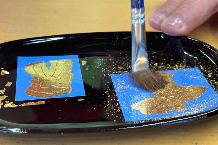 Gold Leaf Workshop and Culture Walk in Kanazawa