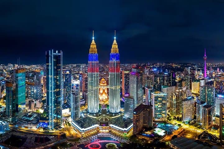 Kuala Lumpur by Night: Lights, Landmarks & Symphony