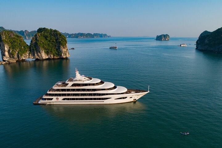 Scarlet Pearl Luxury Cruise 2D1N in Halong Bay & Lan Ha Bay