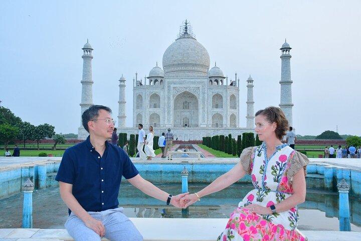 Taj Mahal Tour - Skip the Line All Inclusive with 5 Star Lunch