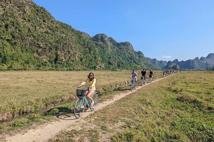 Hanoi: Explore Lan Ha Bay on the Newest Serenity Grandeur Cruise