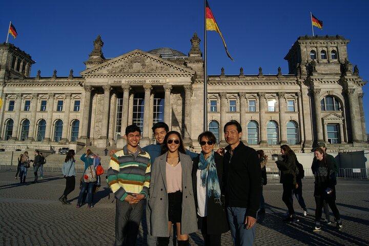 Private Berlin Bites & Historical Highlights - 2,5hrs
