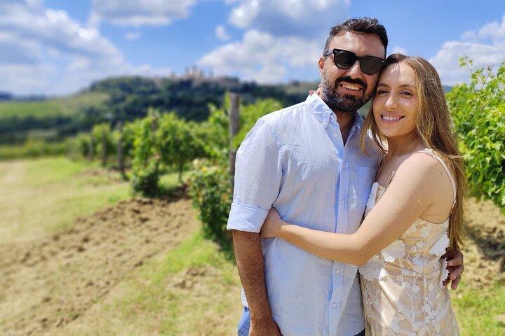 Tuscany Wine Tour: 2 Wineries & Chianti from San Gimignano