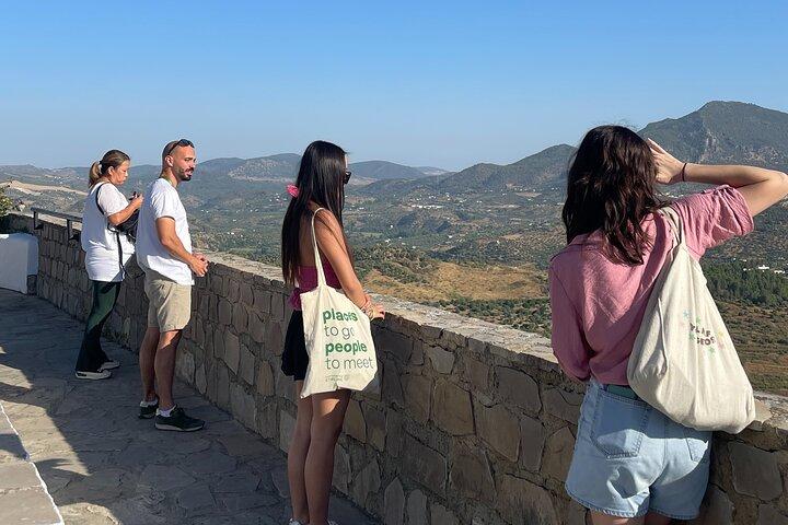 Day in Pueblos Blancos and Ronda from Seville/ Small groups