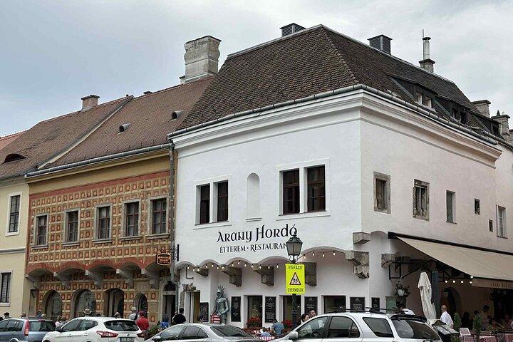 Buda Castle Tour: History and Architecture