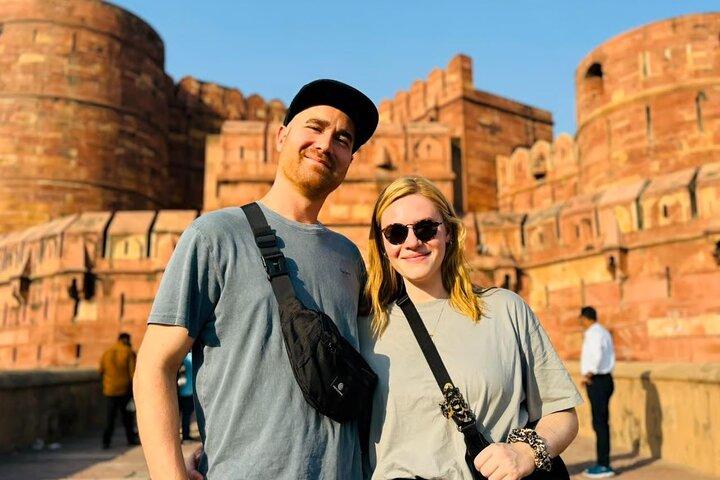 From Delhi: Private Taj Mahal & Agra Guided Tour with Transfer