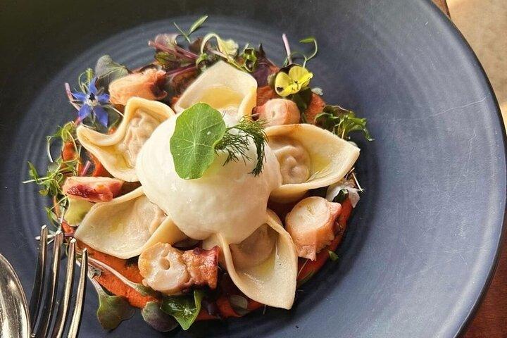 Hobart Full Day Wine and Food Tour